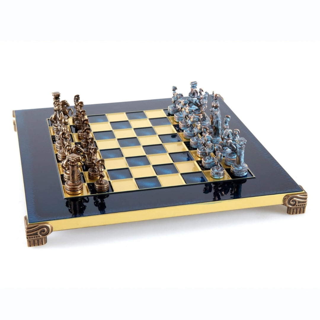 Ajedrez de latón 28 x 28 cm con grabado personalizado – Regalo exclusivo para ajedrecistas, acabado manual de alta calidad, color antiguo con tablero azul marino y dorado