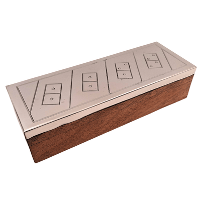 Elegante Dominó en Caja de Madera con Tapa de Aluminio