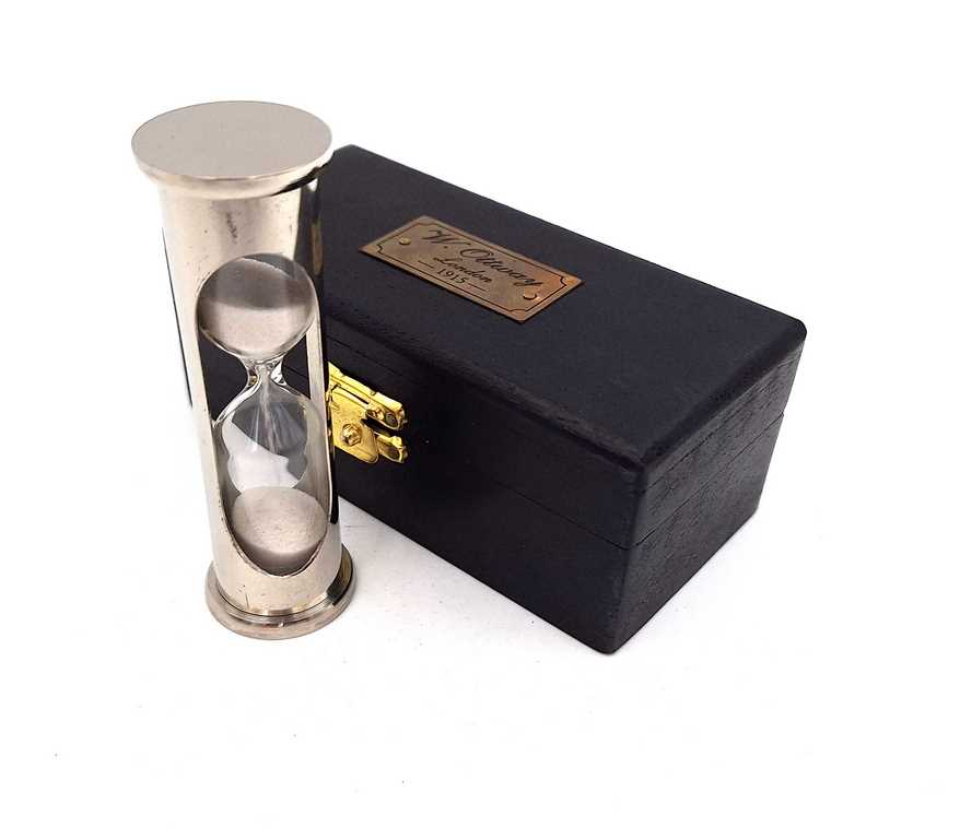 Reloj de arena de latón retro con caja de madera - grabado personalizado - regalo ideal para 1 minuto - altura 8,5 cm - decoración elegante para escritorio
