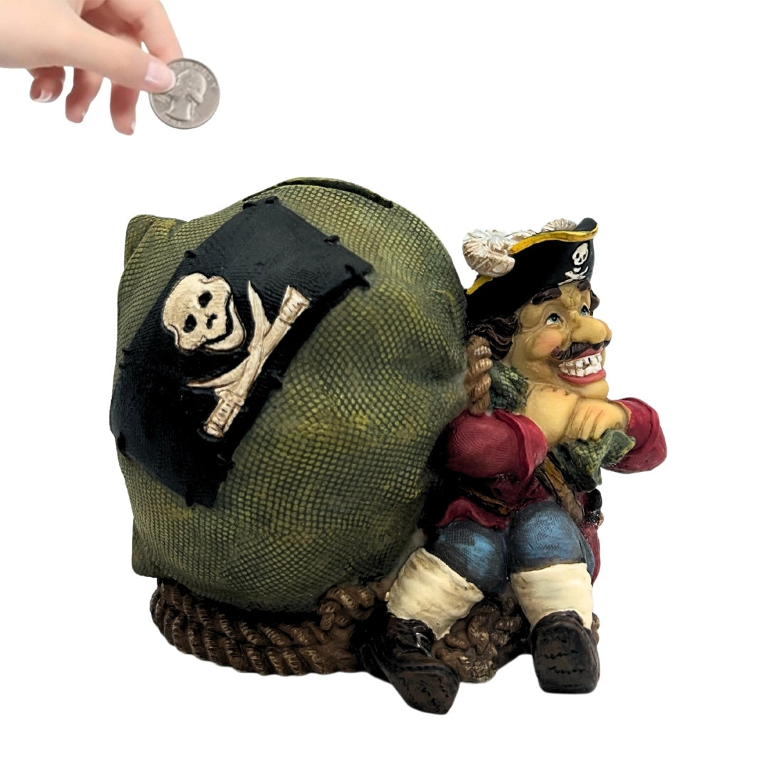 Hucha Decorativa Pirata con Tesoro 14 cm con posibilidad de personalización con grabado
