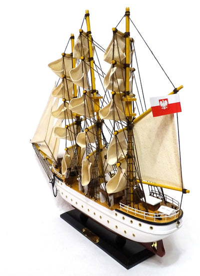 Modelo de barco de vela Dar Pomorza 50 cm con posibilidad de grabado personalizado  
