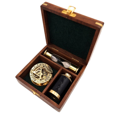 Set de regalo retro con grabado – brújula de latón, catalejo plegable, reloj de arena en caja de madera