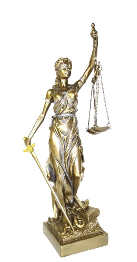 Figura de Temis de 35 cm con posibilidad de personalización con grabado - regalo elegante para abogado, juez o asesor legal, hecha de polyresina en color dorado con acabado antiguo