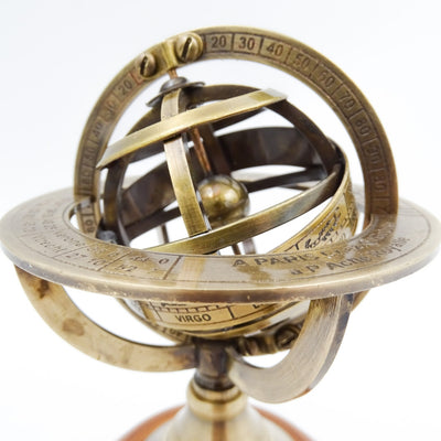Astrolabio de latón de 14 cm con grabado - regalo único para amantes de la astronomía, elegante decoración de latón y madera en color dorado