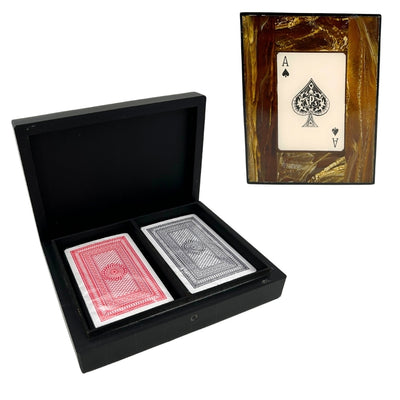 Conjunto elegante de dos barajas de cartas en caja de resina con posibilidad de personalización con grabado