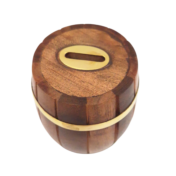 Hucha de madera barril con herrajes de latón