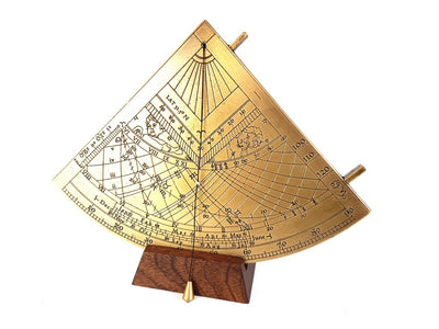 Cuadrante solar de latón Gunter H39 con base de madera, opción de personalización con grabado, regalo ideal para amantes de la astronomía, altura 17 cm, elegante embalaje para regalo