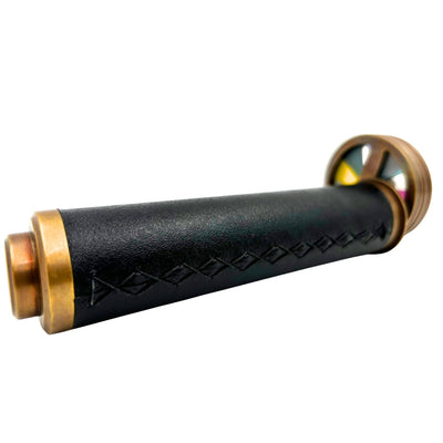 Caleidoscopio retro de latón y cuero con posibilidad de personalización mediante grabado - regalo elegante de 18 cm de altura y 5,5 cm de diámetro