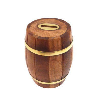 Hucha de madera barril con herrajes de latón