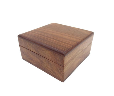 Brújula de latón CLEB en caja de madera con grabado