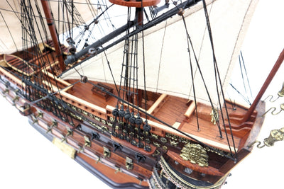 Modelo de velero del barco San Felipe de 80cm, con posibilidad de personalización mediante grabado