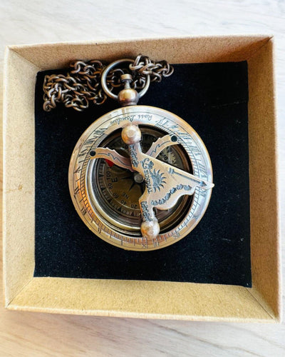 Brújula de Navegación del Viajero con grabado, personalización – Artesanía de Artesanos Indios