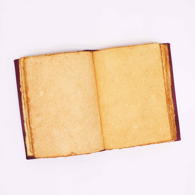 Libro Hefty Red Tan con Decoración Hamsa