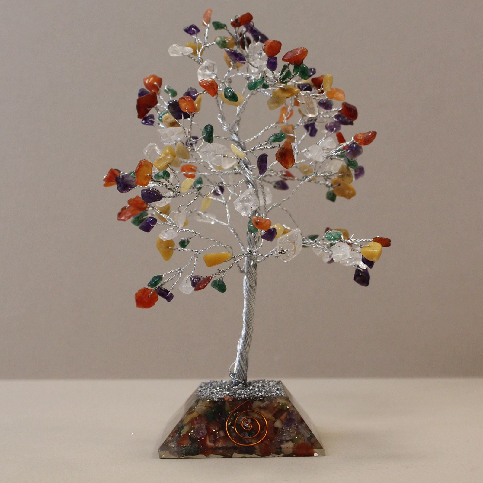 Árbol de la suerte con base de orgonita