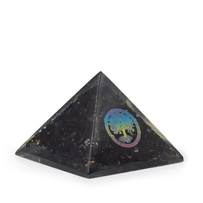 Elegante pirámide de orgonita de turmalina negra y símbolo del árbol de la vida - 5,5x4,5 cm