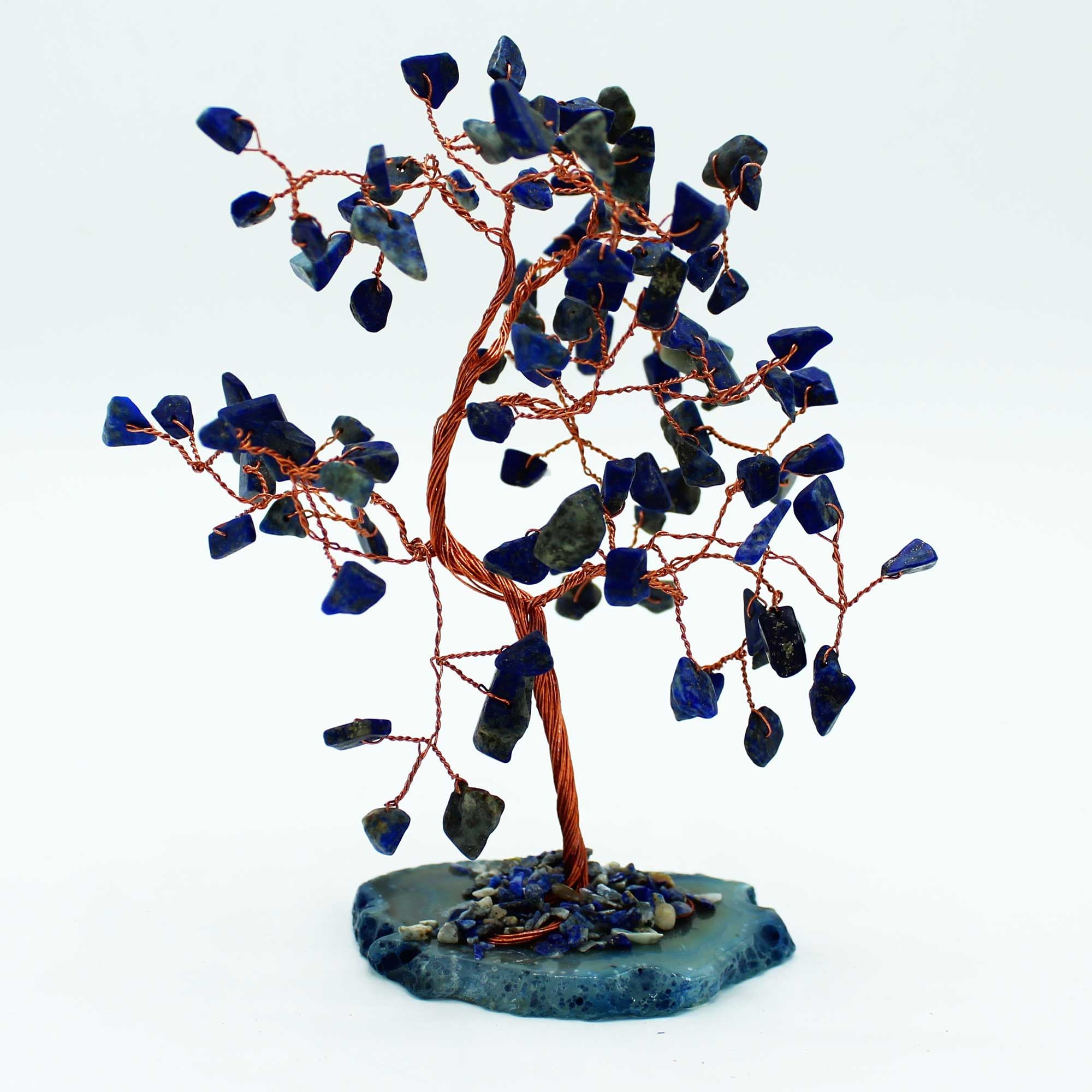 Árbol Grande de Piedras de Sodalita sobre Base Azul de Ágata  