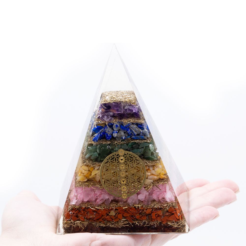 Pirámide de orgonita Siete Chakras y Flor de la Vida