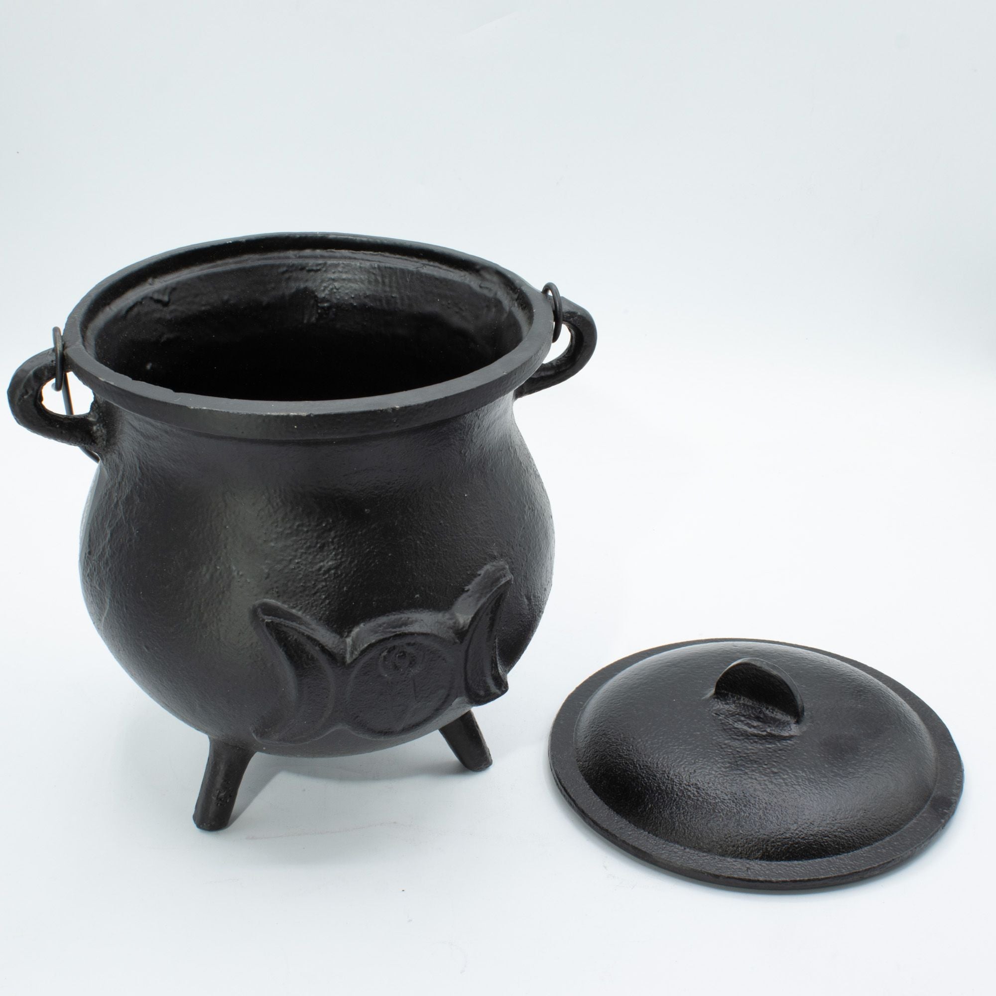 Enorme caldero de hierro fundido con luna triple 23x18 cm