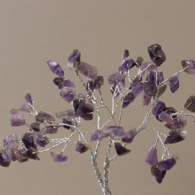 Árbol de cristal de amatista con base de orgonita