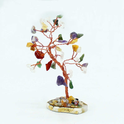Árbol de cristal con 35 piedras de colores sobre base natural de ágata