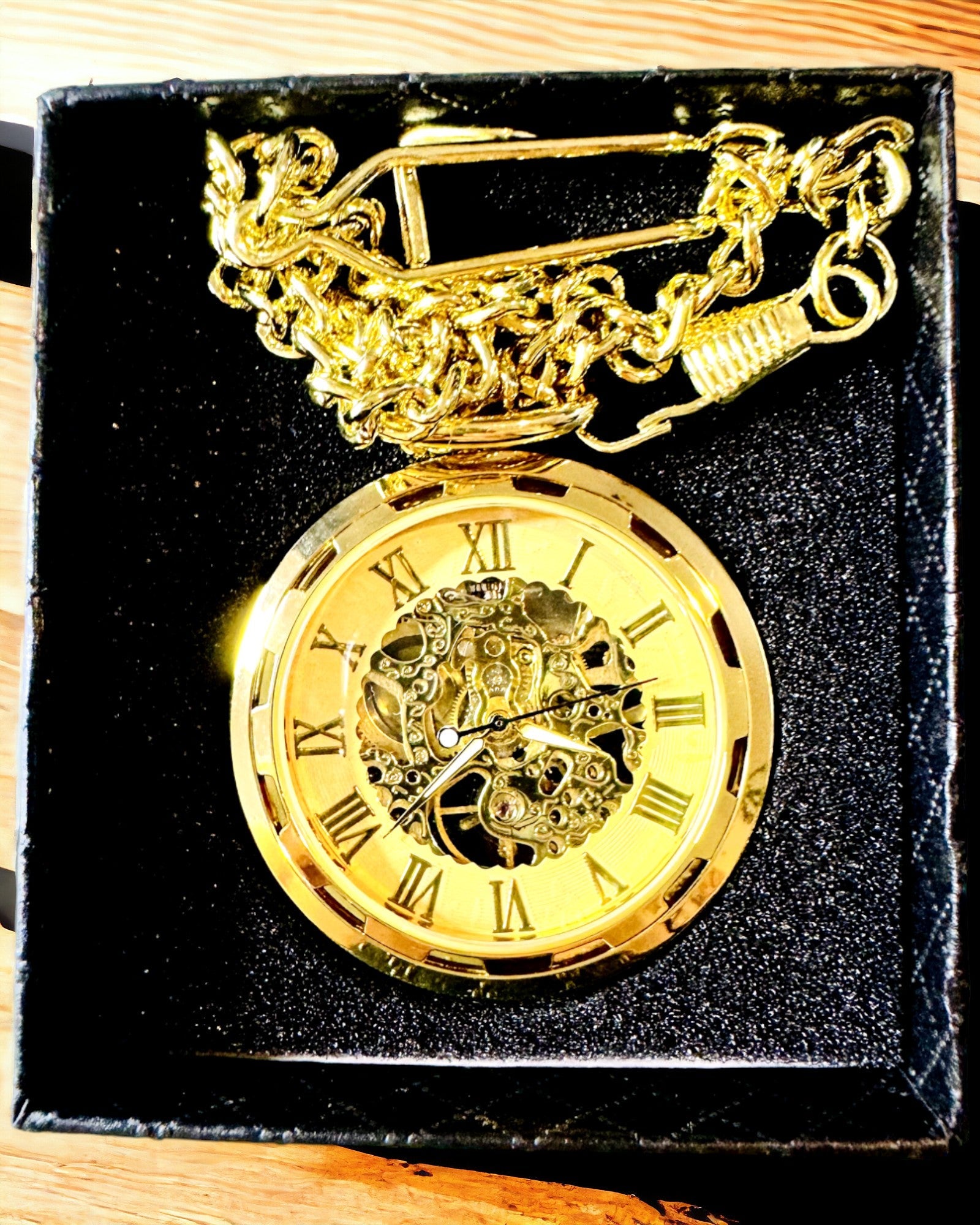 Reloj de Bolsillo Retro – Lujo Mecánico en Estilo Vintage color dorado, personalización con grabado