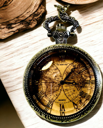 Reloj de Bolsillo Clásico de Cuarzo con Mapa del Mundo – Colgante con Cadena de Estilo Vintage para Ella y para Él, grabado