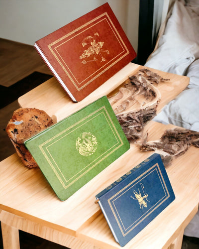 Cuaderno Vintage Marrón con Cubierta Decorativa de Estilo Retro – Cuaderno del Explorador – Marrón, Vintage