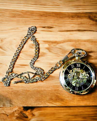 Reloj de Bolsillo Mecánico Exclusivo Plateado en Estilo Retro, Resistente al Agua - Elegancia para Cualquier Ocasión, con grabado