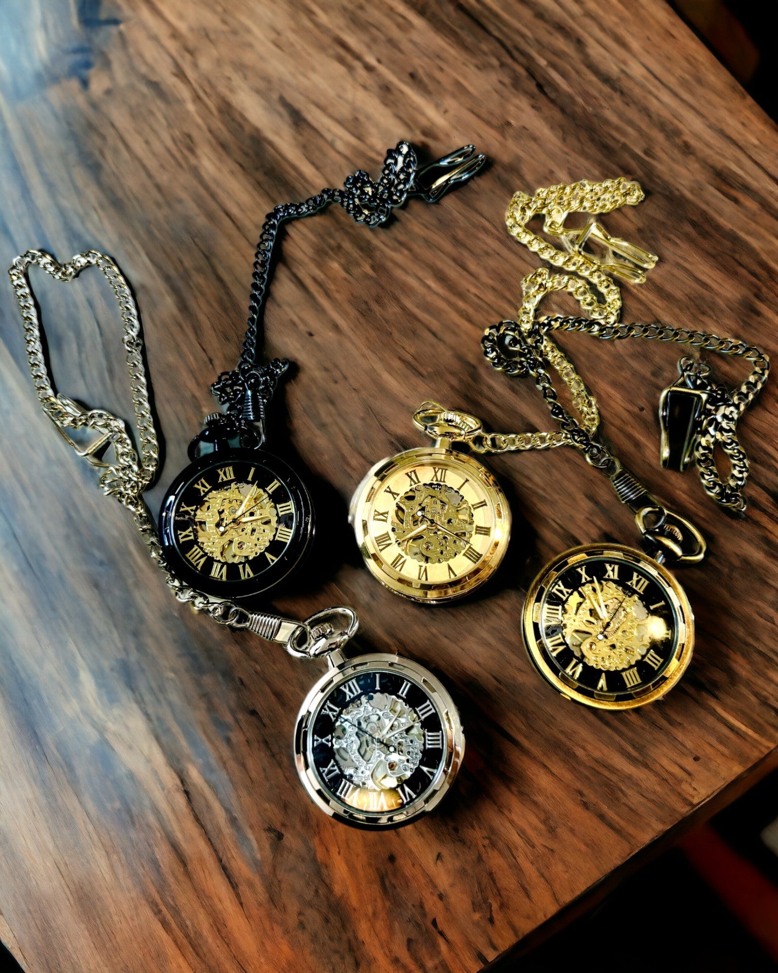 Reloj de Bolsillo Mecánico Exclusivo Plateado en Estilo Retro, Resistente al Agua - Elegancia para Cualquier Ocasión, con grabado