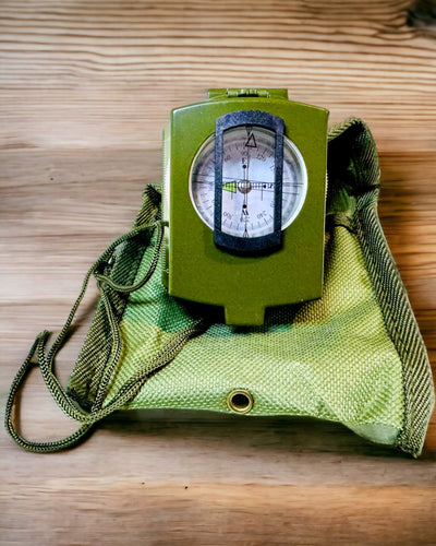 Compás Inclinométrico Profesional K4580 - Resistente al Agua, Multifuncional, para Desafíos de Campo