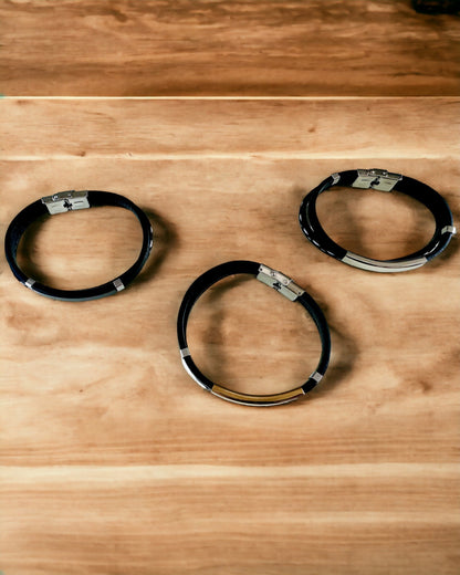 Pulsera Deportiva de Cuero PU y Acero Inoxidable con Posibilidad de Grabado – 3 Colores