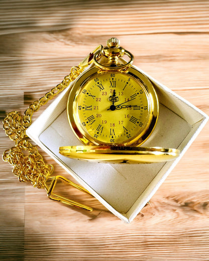 Reloj de Bolsillo de color dorado en Estilo Retro con Posibilidad de Grabado