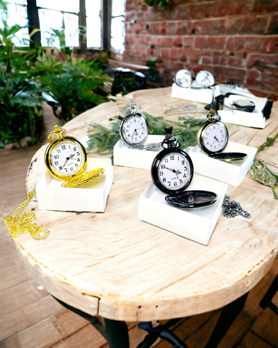 Reloj de bolsillo estilo vintage con opción de personalización - oro cepillado