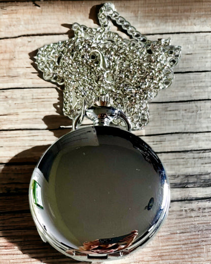 Reloj de Bolsillo Clásico Plateado con Opción de Grabado