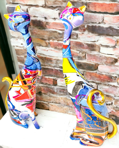 Figuras de Gatos Abstractos "ArtCats", Pintadas a Mano, Resina – 25 cm, 2 uds.