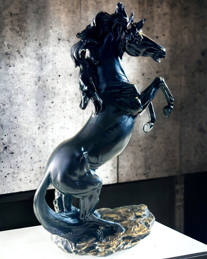 Czarna Perła - Escultura de Caballo Elegancia en Movimiento - Posibilidad de Grabado