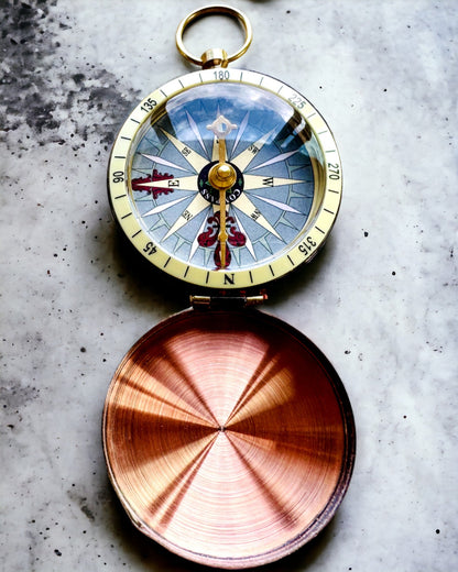 Brújula oro rosa - de navegación en estilo retro – instrumento portátil y preciso para determinar la dirección para viajeros y exploradores. Grabado, personalización.