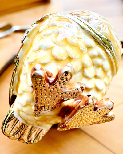 "Urocza Sówka z Kryształkami - Skrytka na Biżuterię z możliwością personalizacji grawerem, prezent" en español es: "Encantadora Lechuza con Cristales - Caja de Joyería con opción de personalización con grabado, regalo".