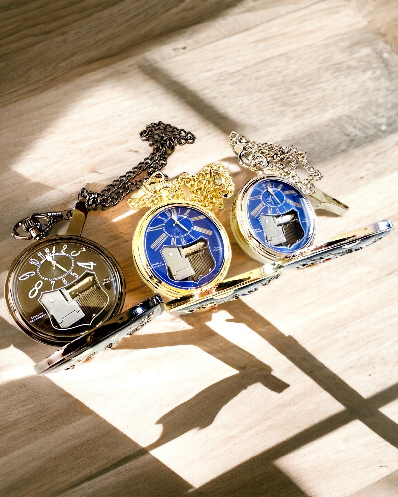 Reloj de bolsillo "Astrum Temporis" - Marco negro. Posibilidad de personalización con grabado