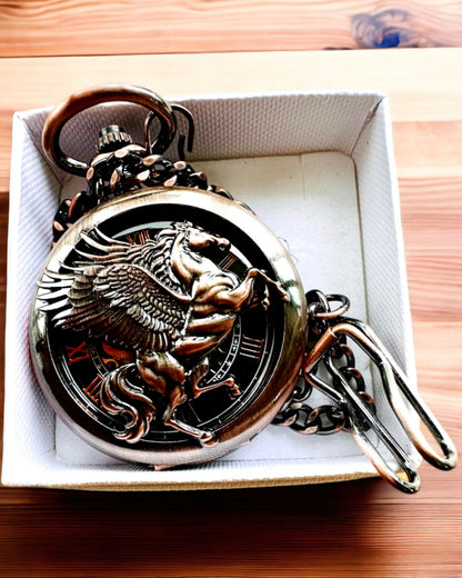 Reloj de Bolsillo "Equus Tempus" - Color: Marrón, Oro Rosa con Motivo de Caballo, posibilidad de personalización con grabado