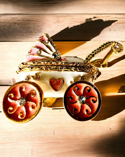 Pequeño Carrito de Cuento para joyas, tesoros - Elegancia Real, personalización con grabado