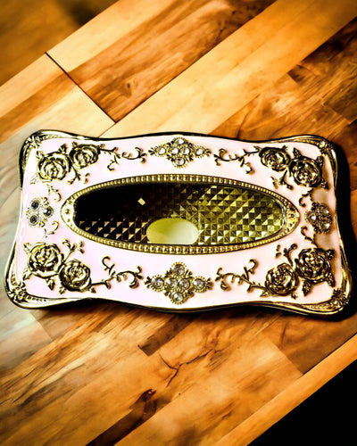 Caja Elegante Rosa para Pañuelos con Rosas en Relieve – Toque de Lujo para el Salón, Hotel o Club