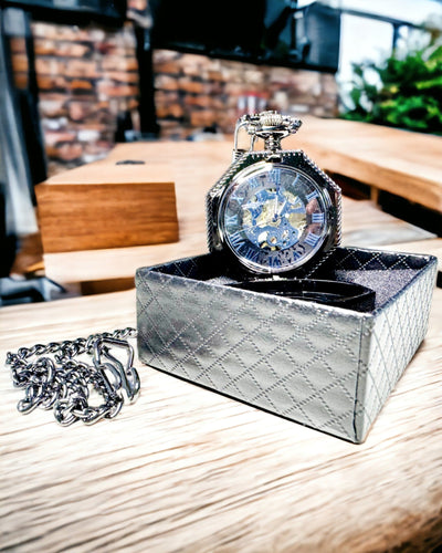 Reloj de Bolsillo Mecánico Clásico Octogonal Steampunk en Color Negro, Grabado