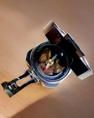 Sólido, compás premium Capitán "Navigator" - con opción de personalización con grabado