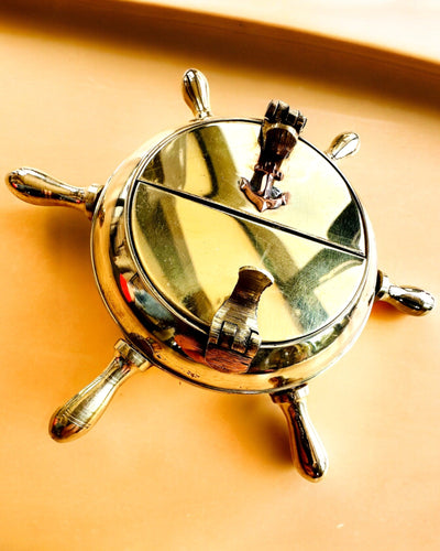 Cenicero de Latón Capitán - opción de personalización para regalo con grabado, hecho a mano