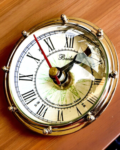 Bailey Compass Clock - Reloj Elegante con motivo de Brújula con Posibilidad de Grabado