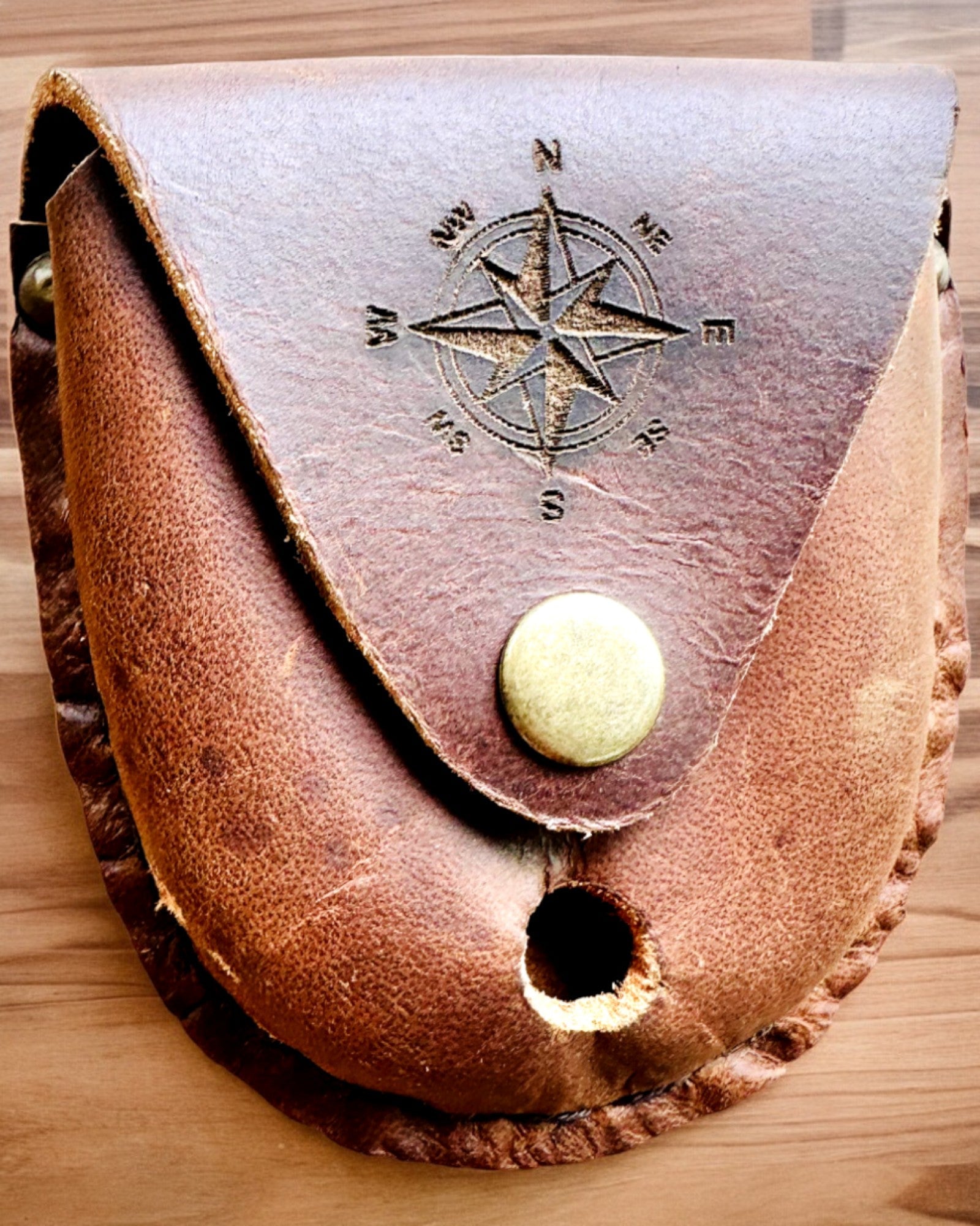 Estuche de Cuero "Odkrywca" - para brújula compacta o reloj de bolsillo - posibilidad de personalización con grabado