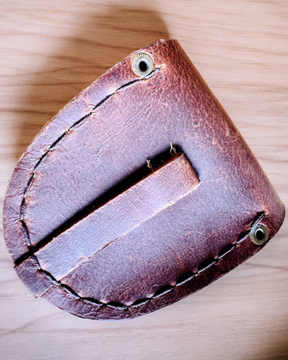 Estuche de Cuero "Odkrywca" - para brújula compacta o reloj de bolsillo - posibilidad de personalización con grabado