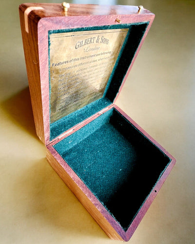 Caja Grande de Madera para Brújula "Gilbert & Sons" con Posibilidad de Grabado