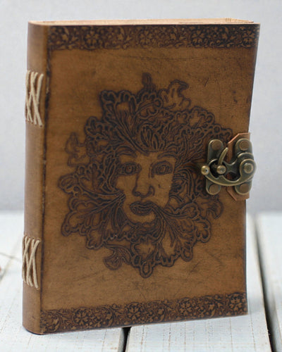 Sylva Spirit – Libreta de notas de cuero «Hombre Verde» con cierre metálico